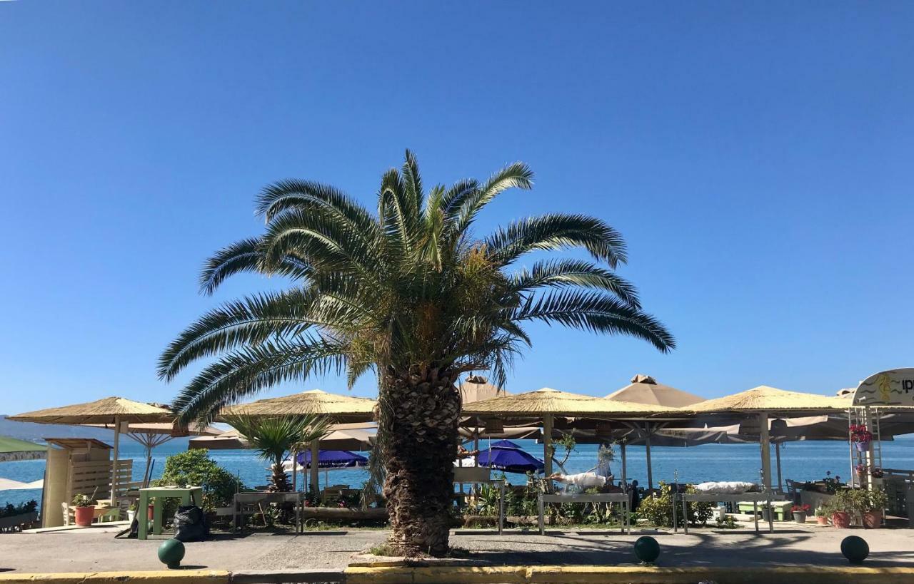 Balsam Suite - 50M To The Beach Kalamata Exterior foto